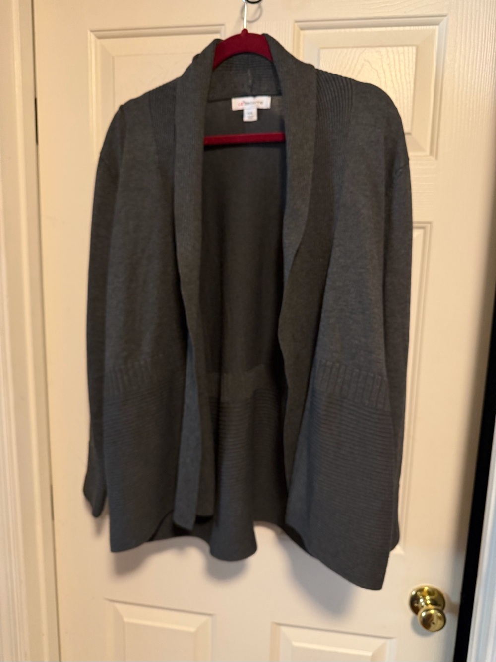 Liz Claiborne charcoal gray knit cardigan